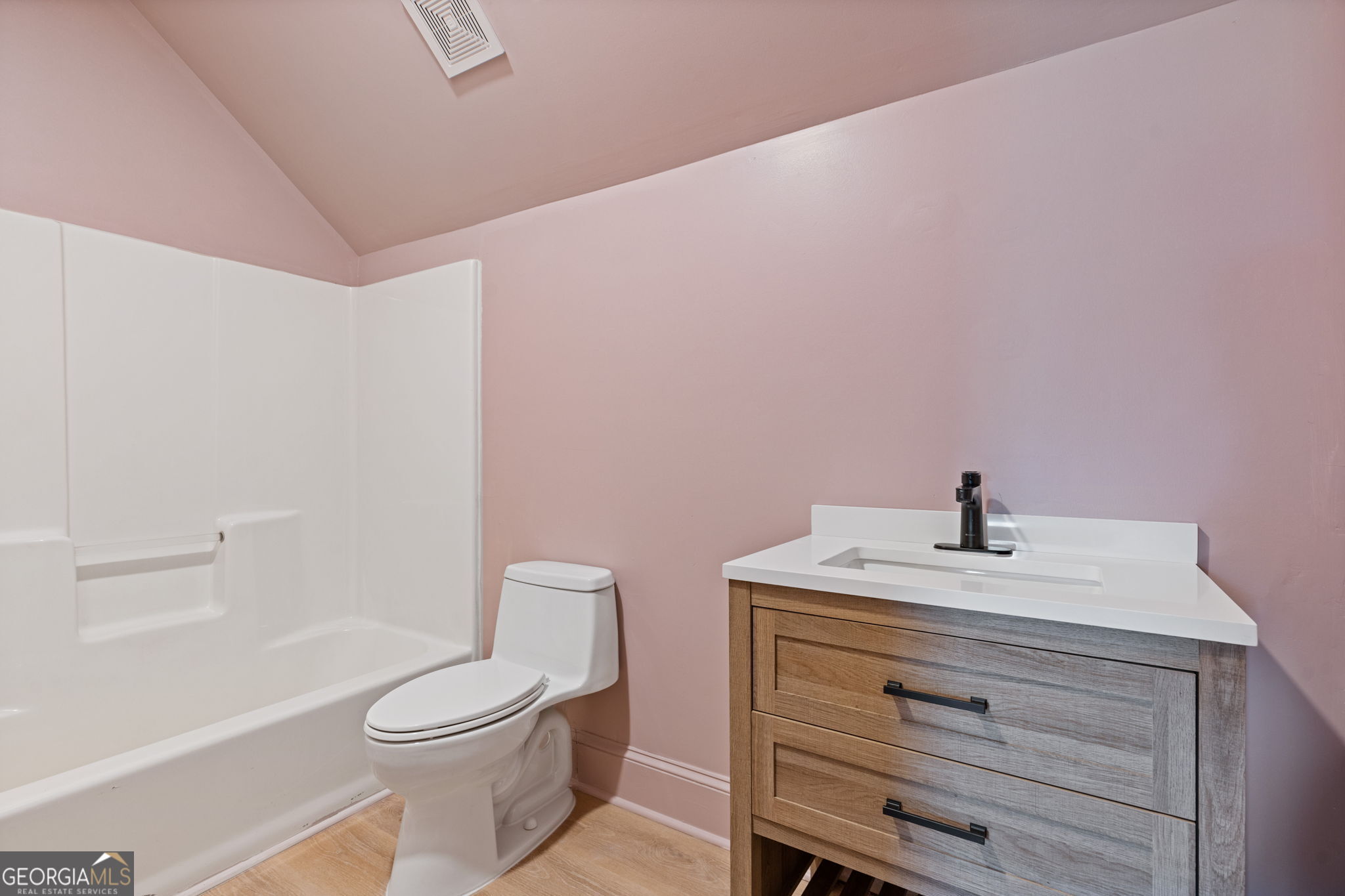 496 Davis Road Property Photo 44