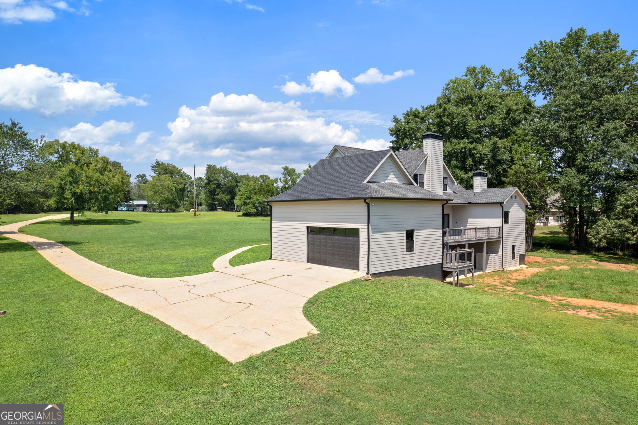 496 Davis Road Property Photo 47