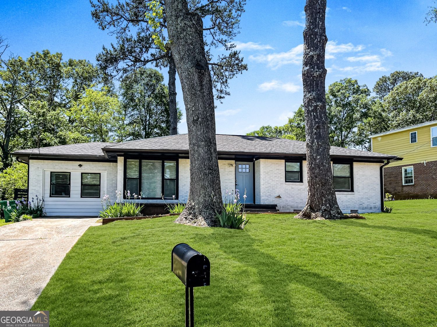 2597 Glenvalley Drive Property Photo 1