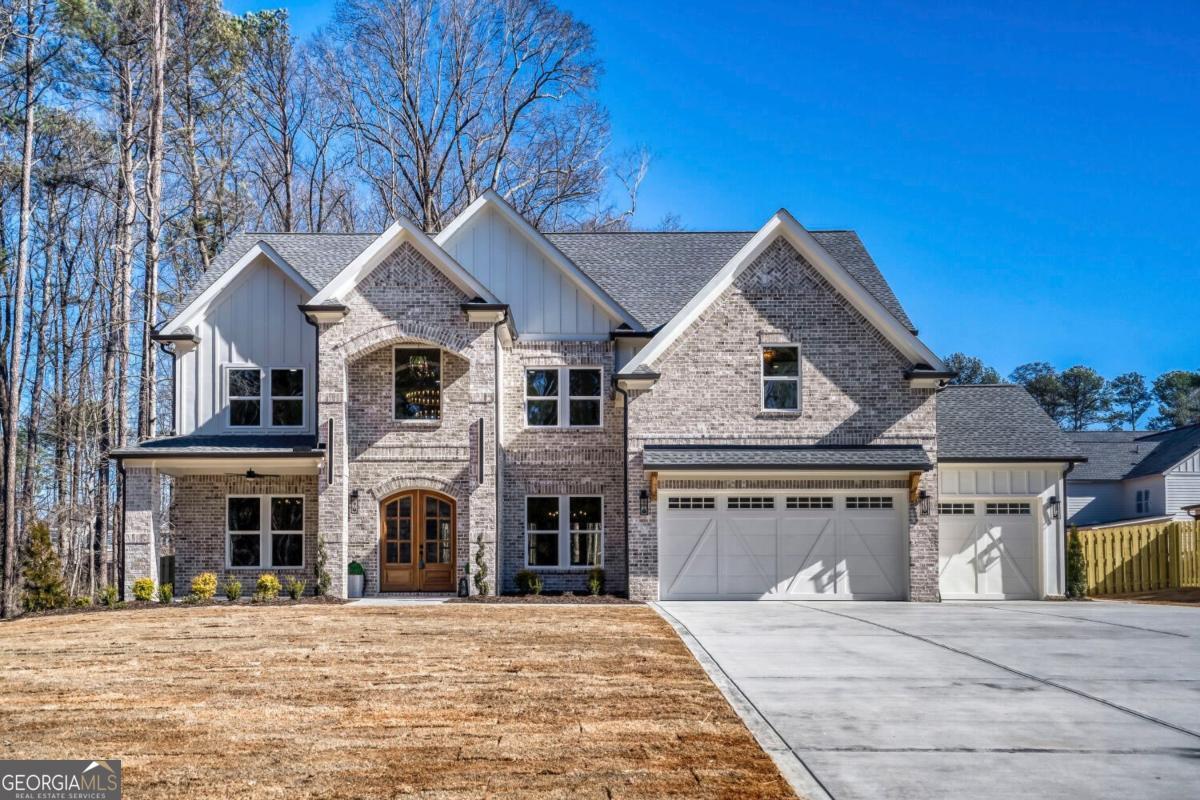 2601 Wood Creek Court