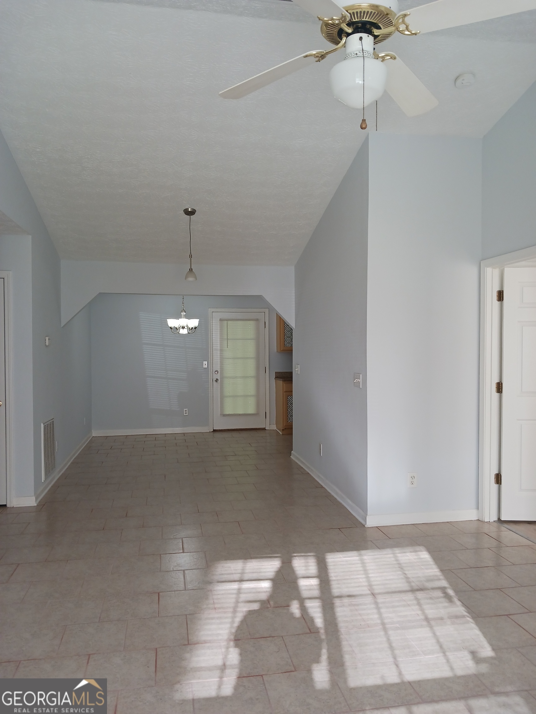 6220 Harvard Court Property Photo 4