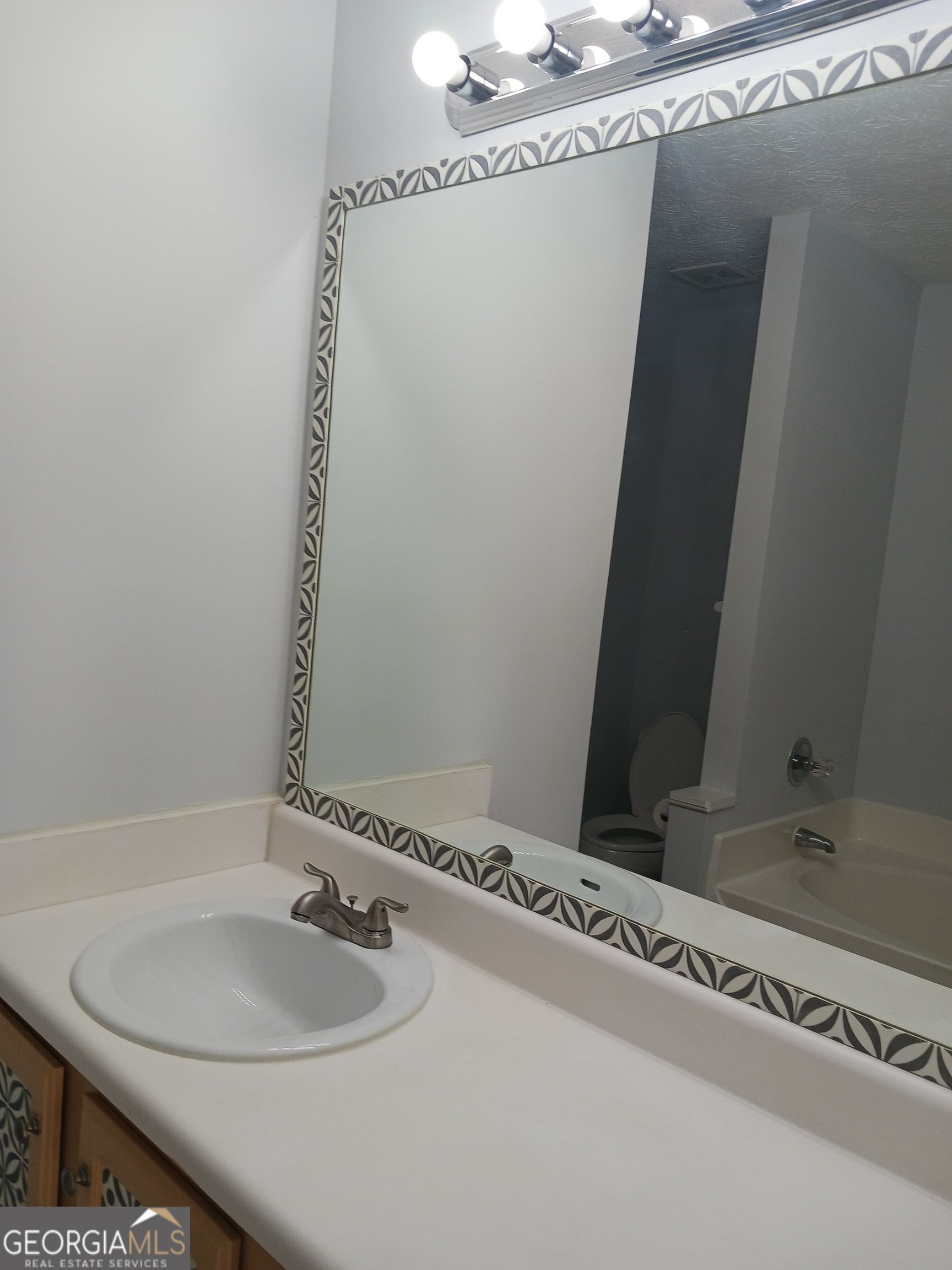 6220 Harvard Court Property Photo 10