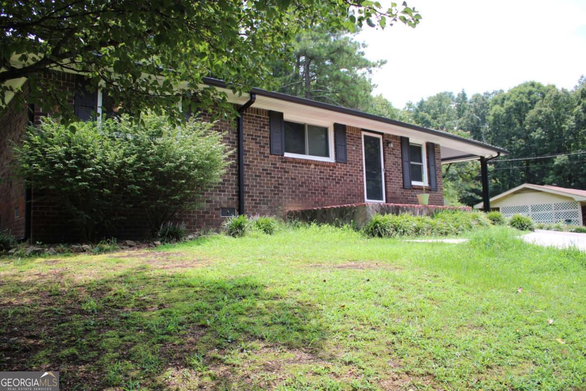 187 Cantrell Drive Sw Property Photo 2