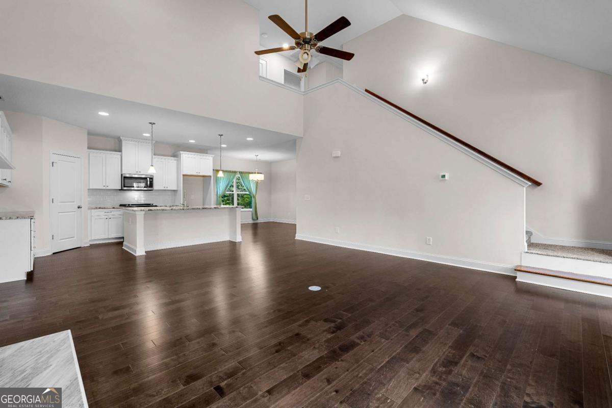 338 Lana Lane Property Photo 6