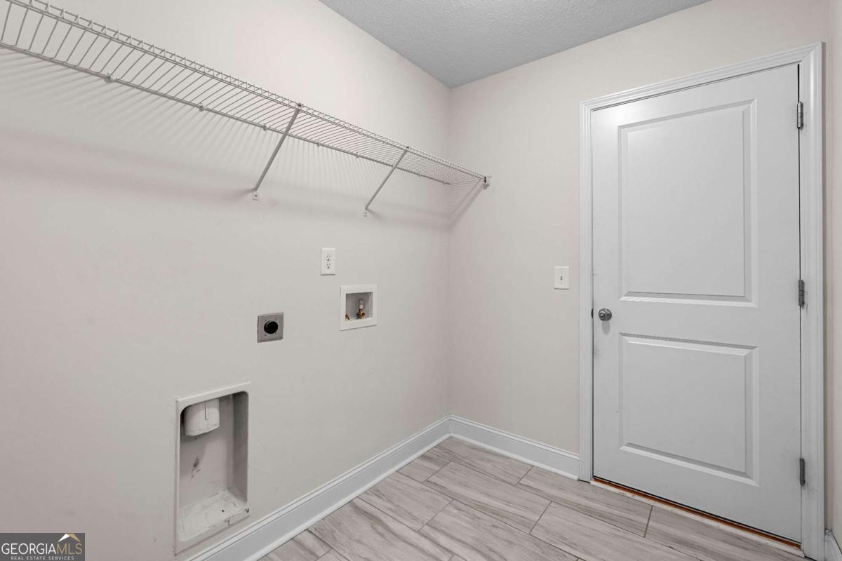 338 Lana Lane Property Photo 16