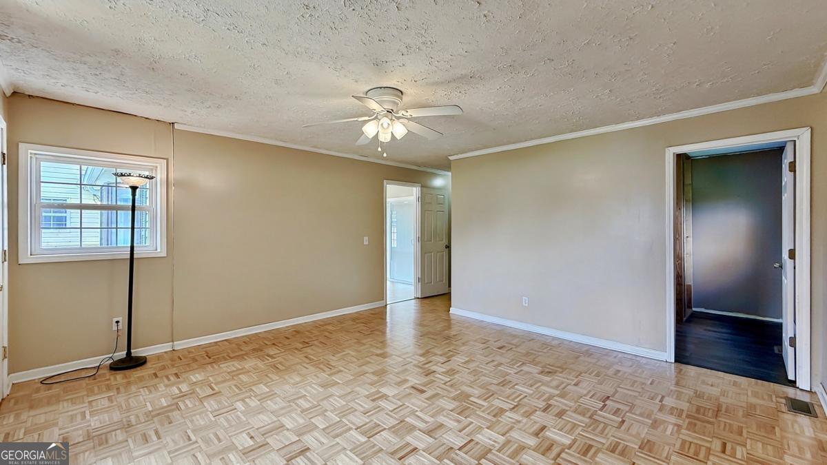 77 York Drive Ne Property Photo 16