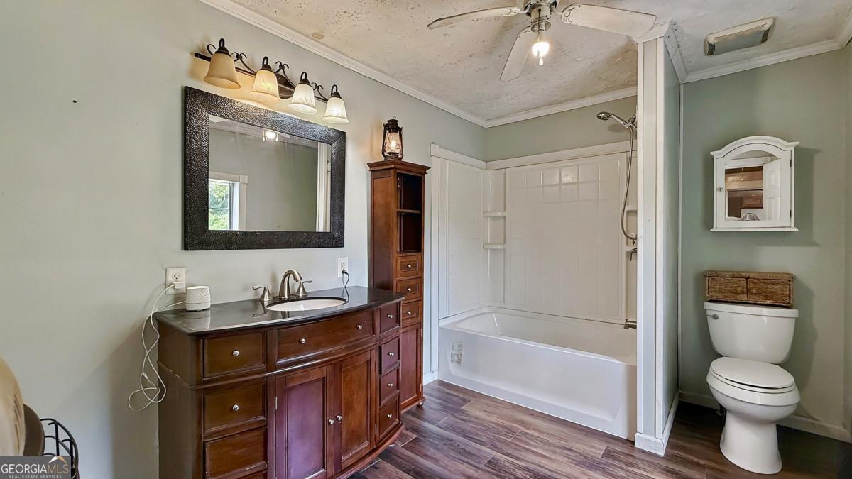 77 York Drive Ne Property Photo 24