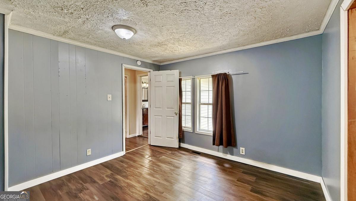 77 York Drive Ne Property Photo 25
