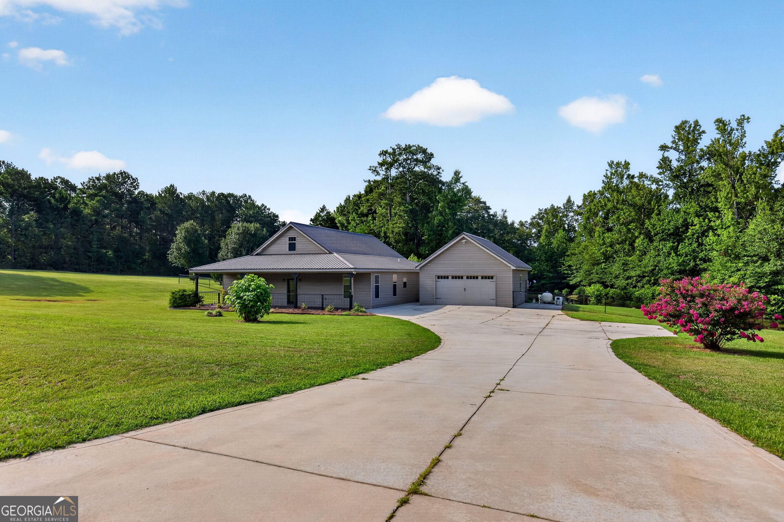 1723 Drew Allen Road Property Photo 5