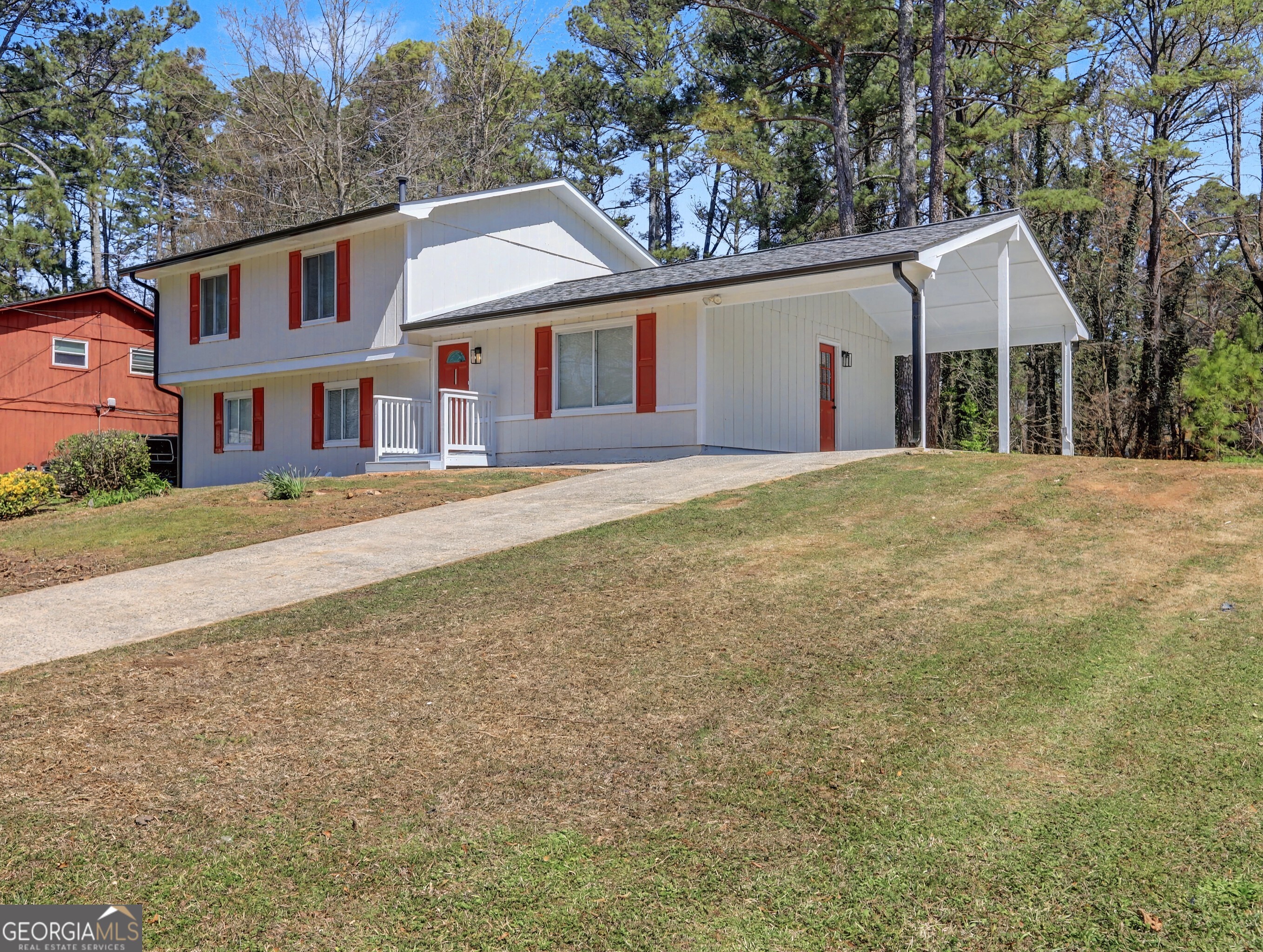 7230 Connell Road Property Photo 4