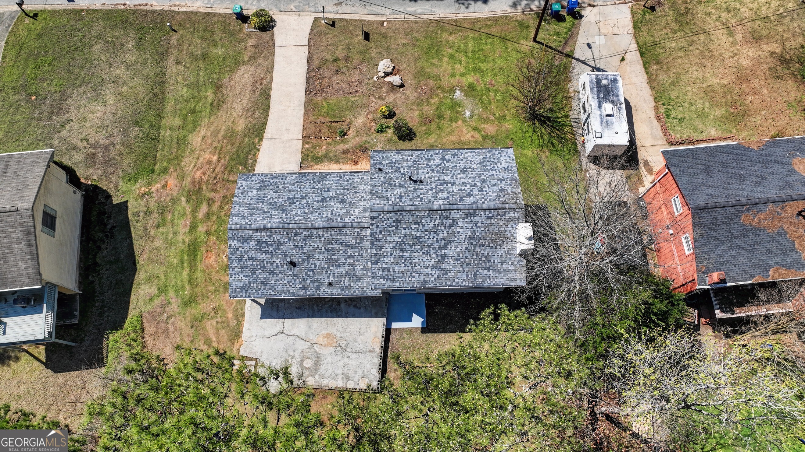 7230 Connell Road Property Photo 6