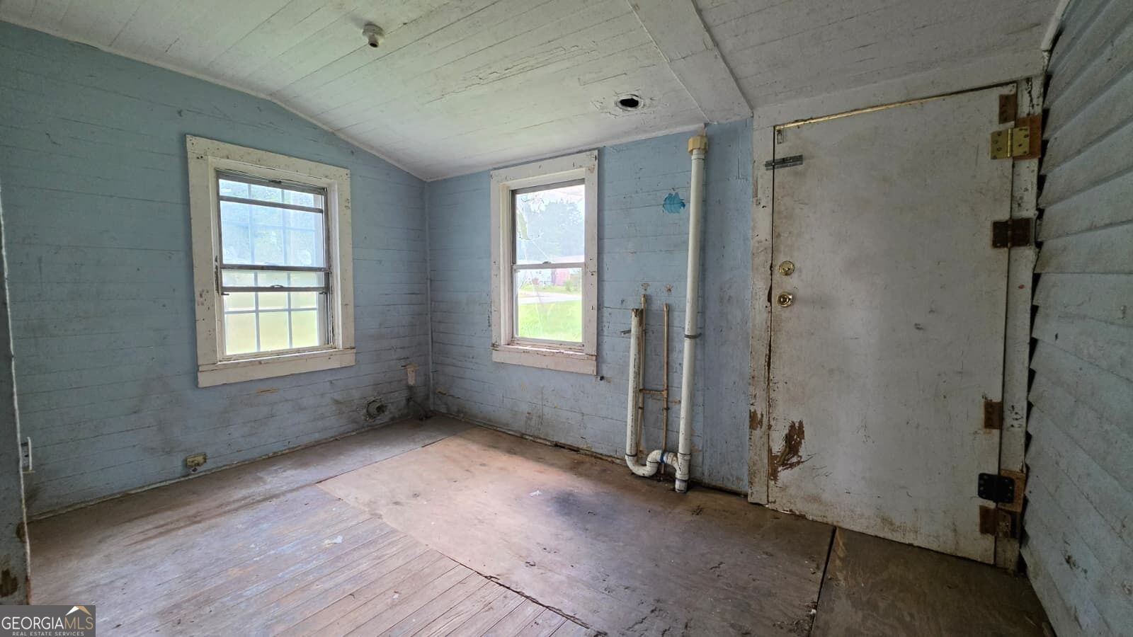 101 Smith Road Property Photo 13