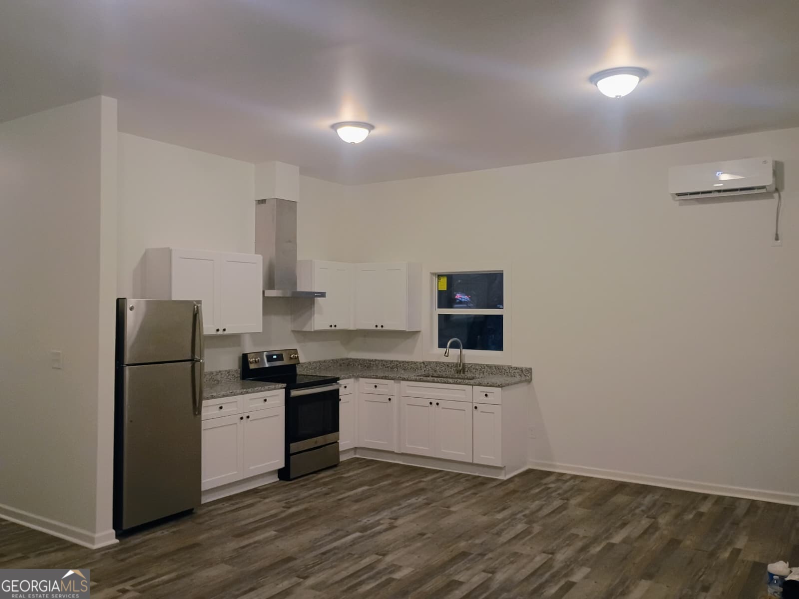2 Smith Road Property Photo 4