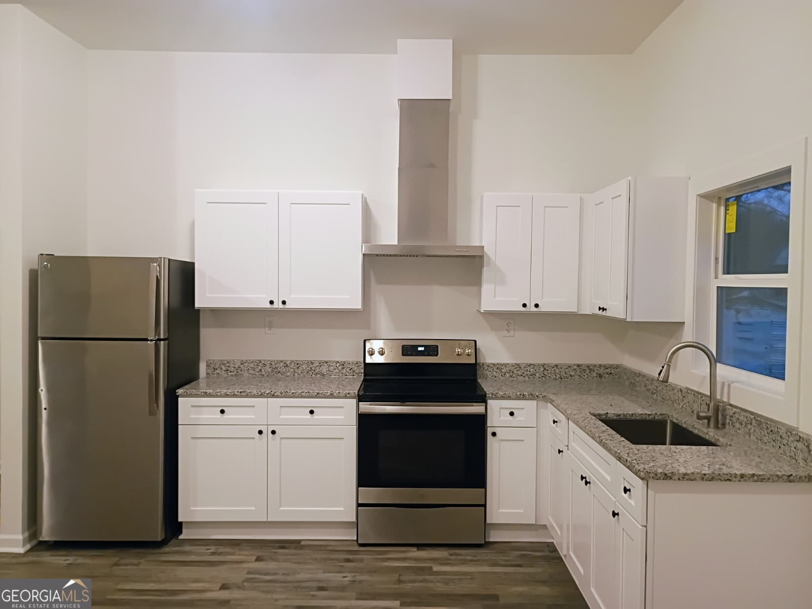 2 Smith Road Property Photo 5