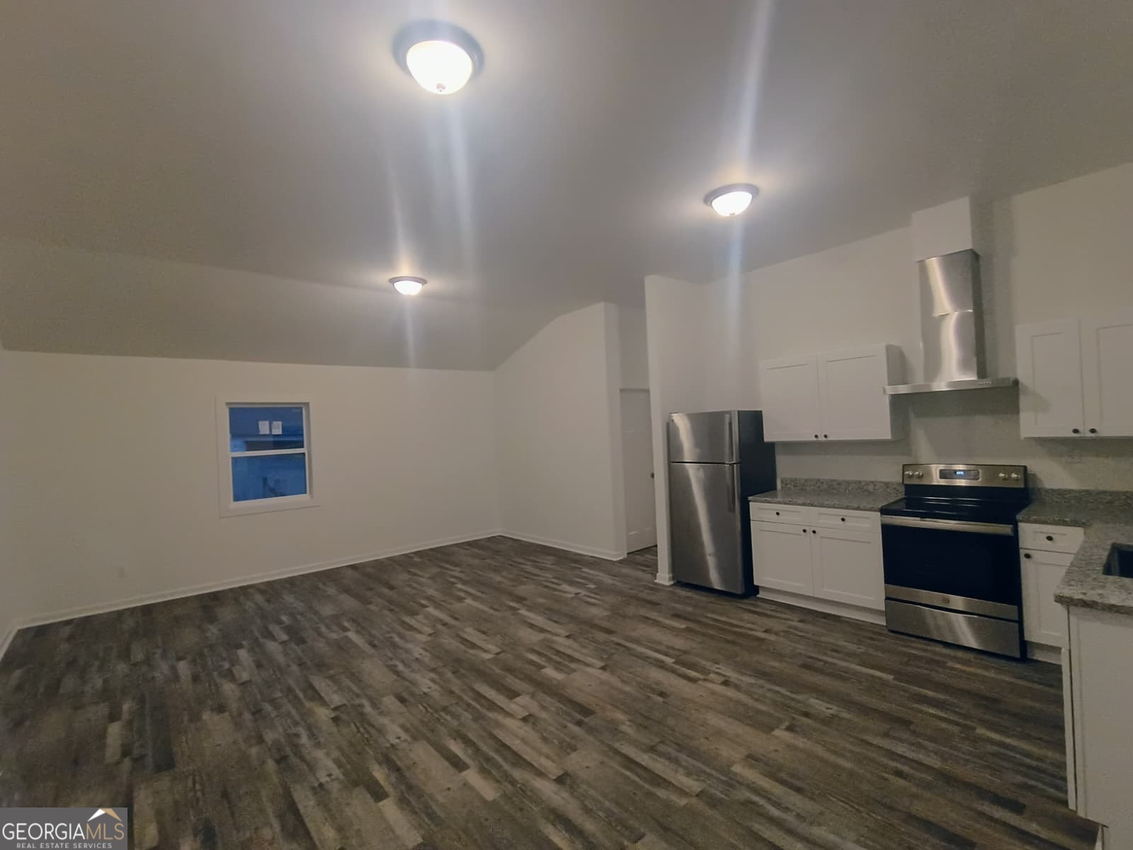 2 Smith Road Property Photo 6