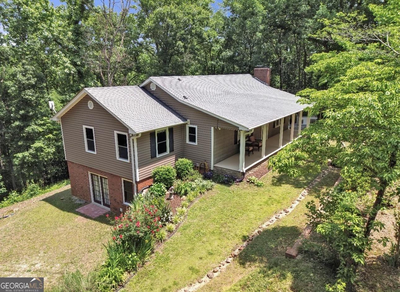 285 Wolf Den Road Property Photo 3