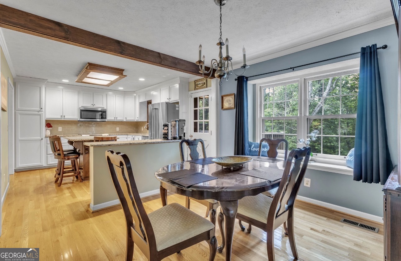 285 Wolf Den Road Property Photo 14