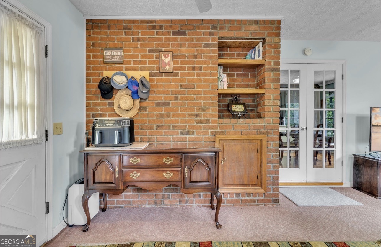 285 Wolf Den Road Property Photo 24