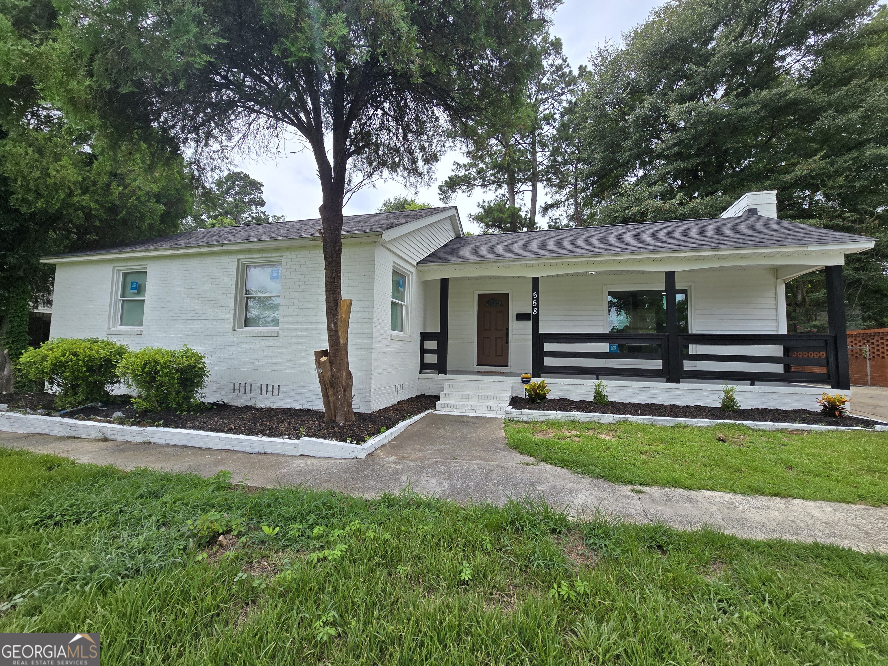 558 Forest Avenue