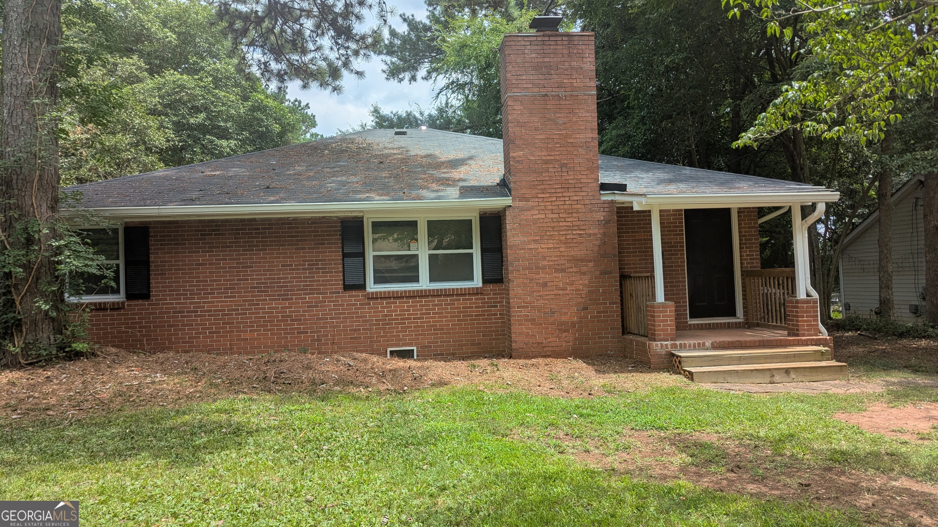 336 Laurel Lane Property Photo 1