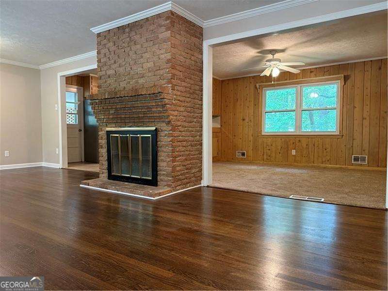 782 Prince Avenue Property Photo 3