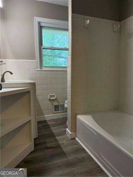 782 Prince Avenue Property Photo 10