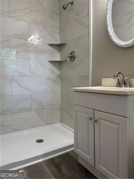 782 Prince Avenue Property Photo 15