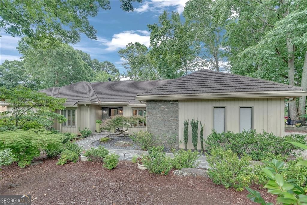 4085 Roxburgh Drive Property Photo 1