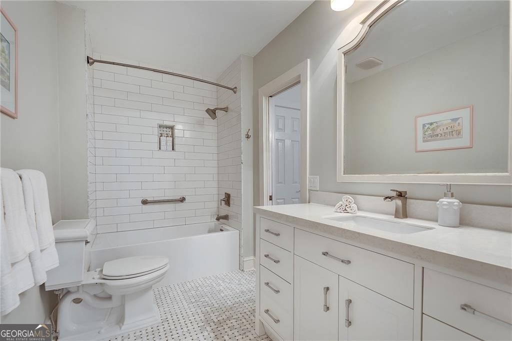 4085 Roxburgh Drive Property Photo 37