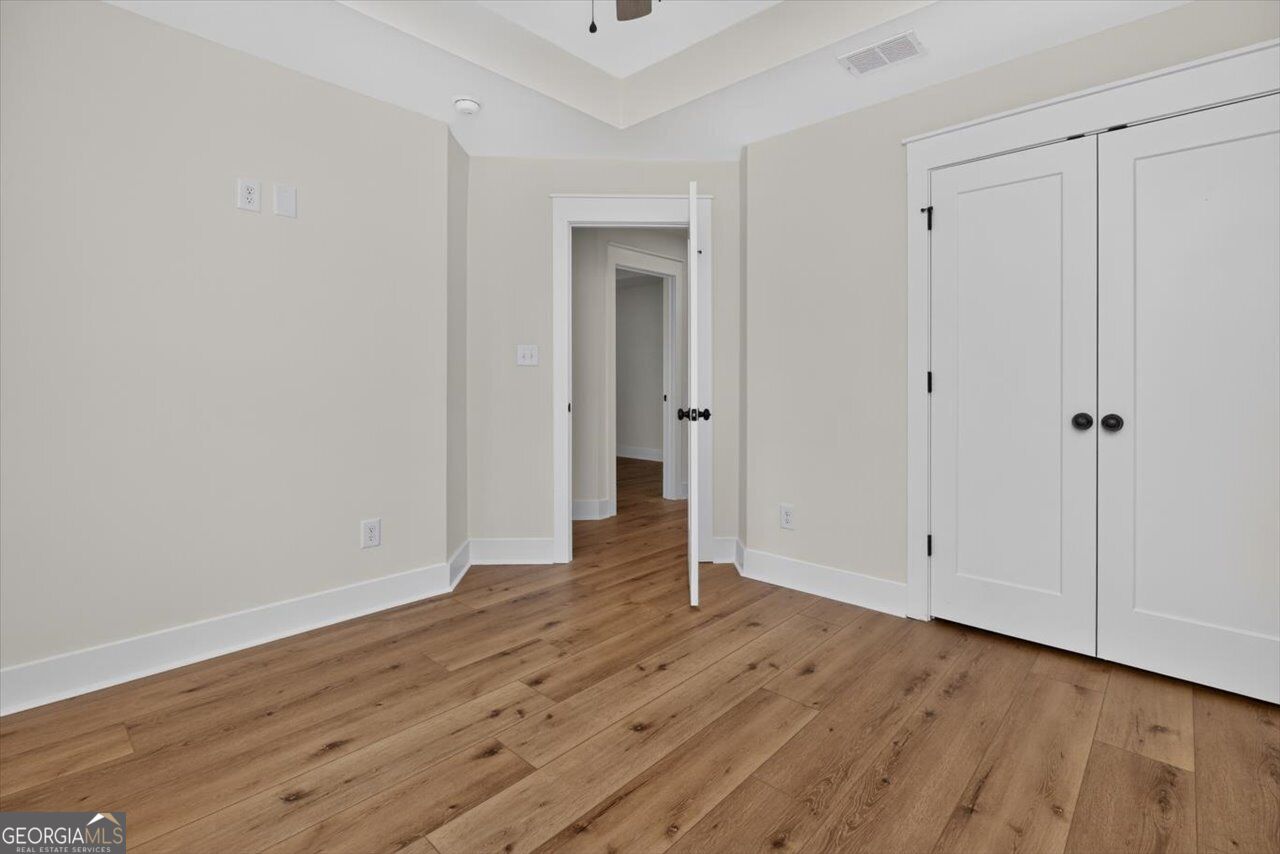 208 Hampton Chase Property Photo 33