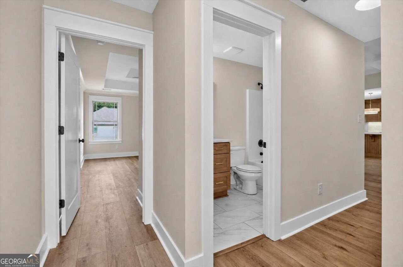 208 Hampton Chase Property Photo 34