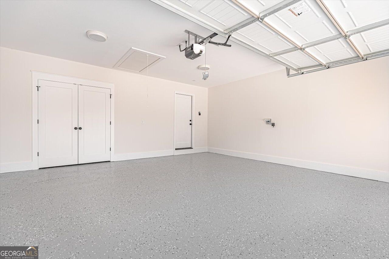 208 Hampton Chase Property Photo 49