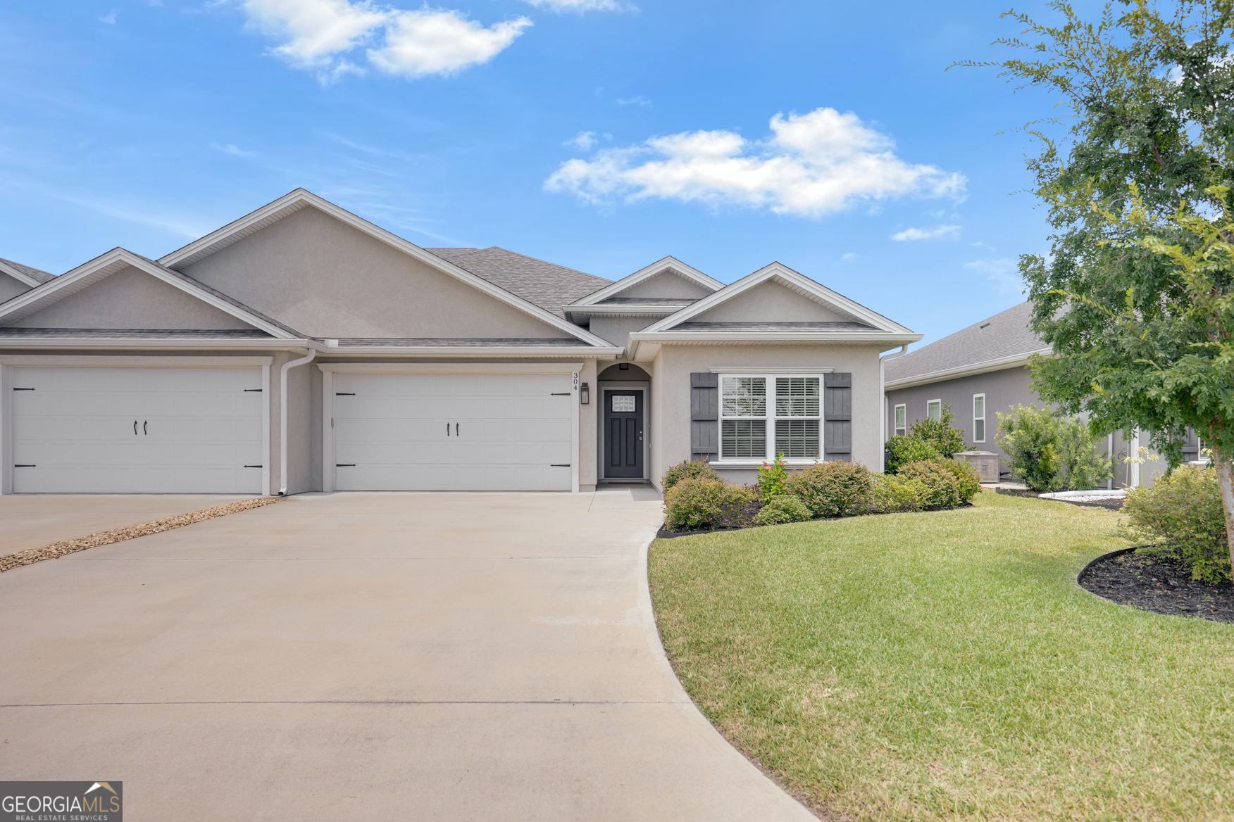 304 The Villas Way Property Photo 1