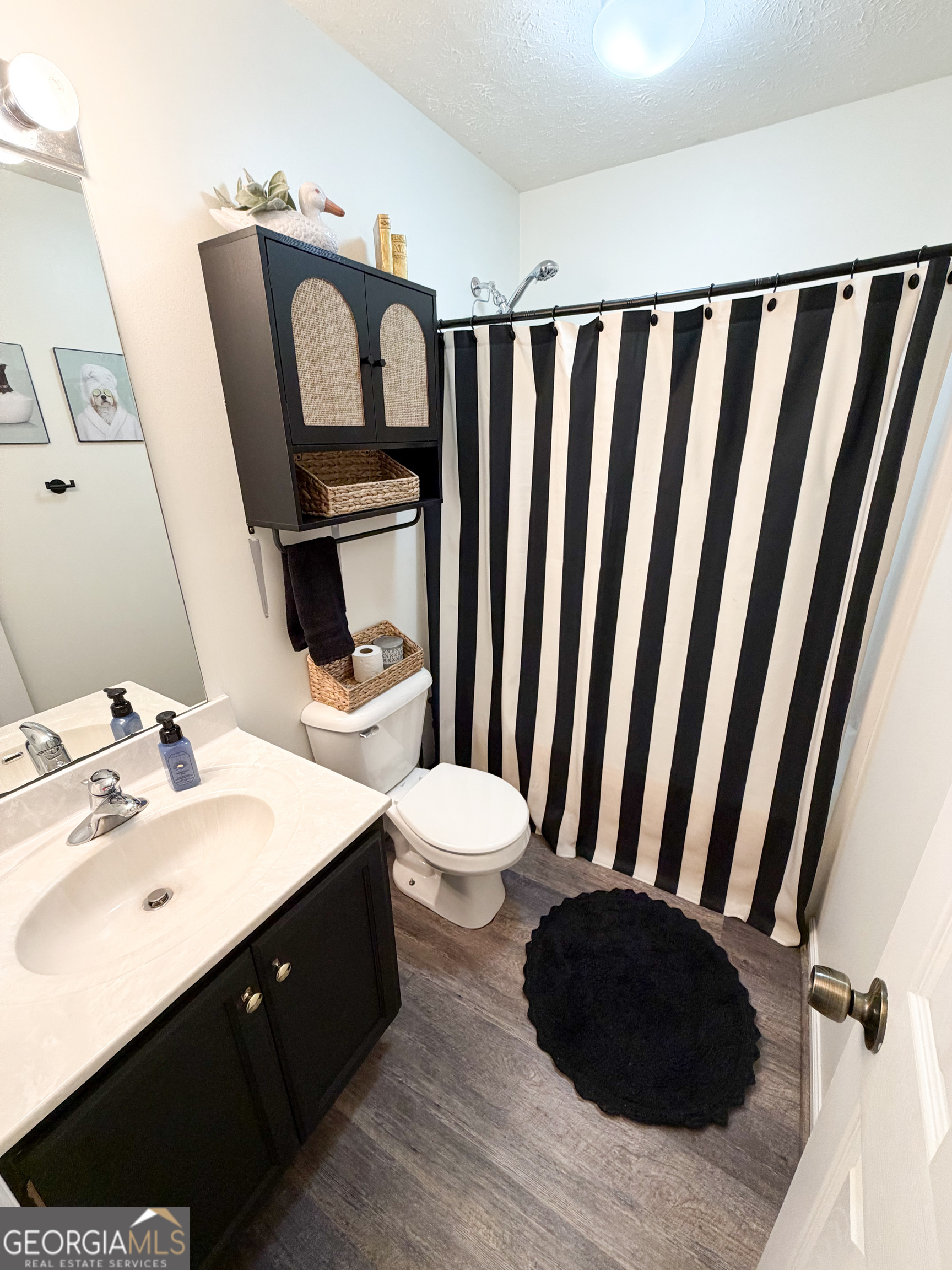 300 Edgemont Drive Property Photo 22