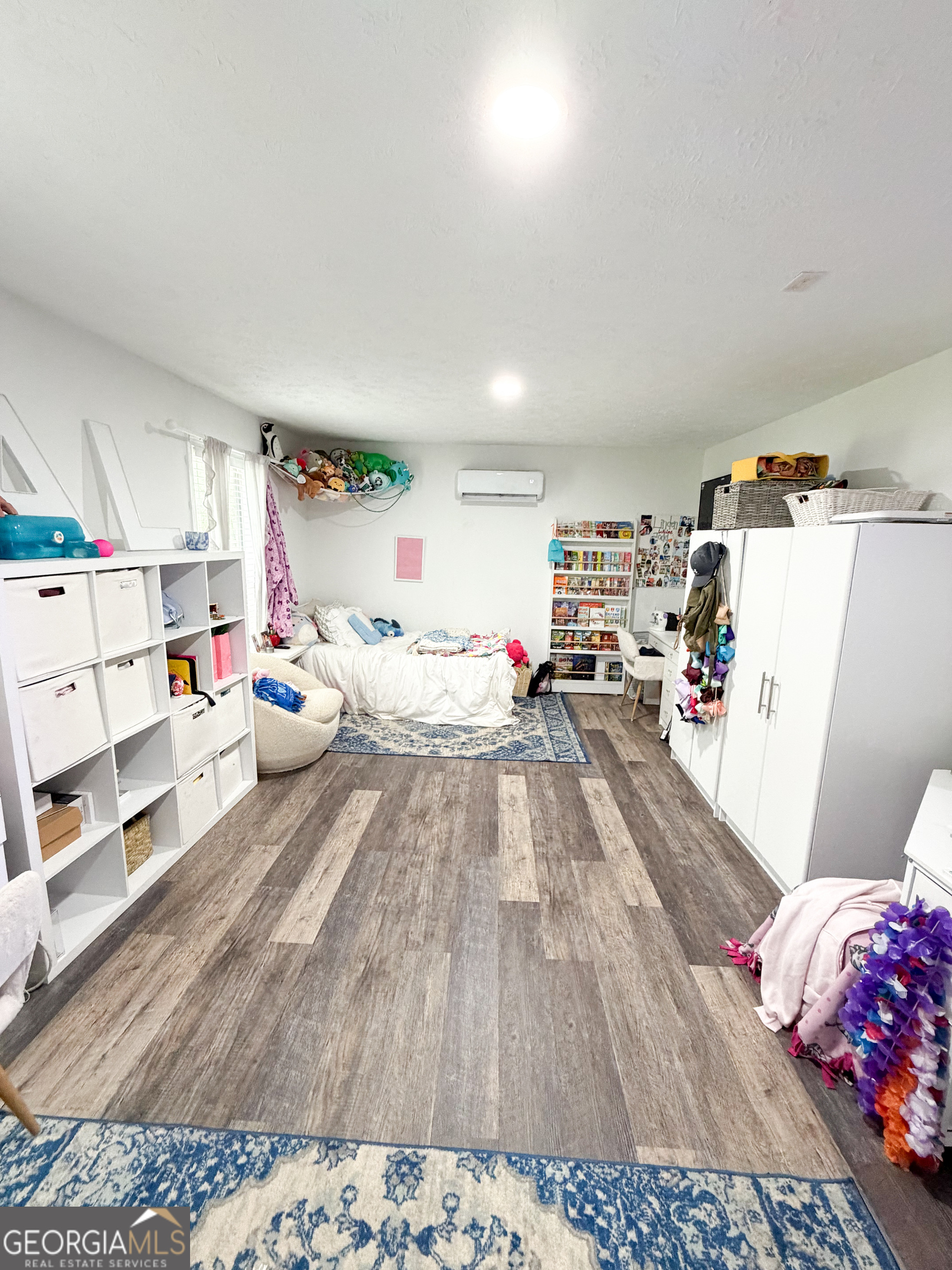 300 Edgemont Drive Property Photo 25