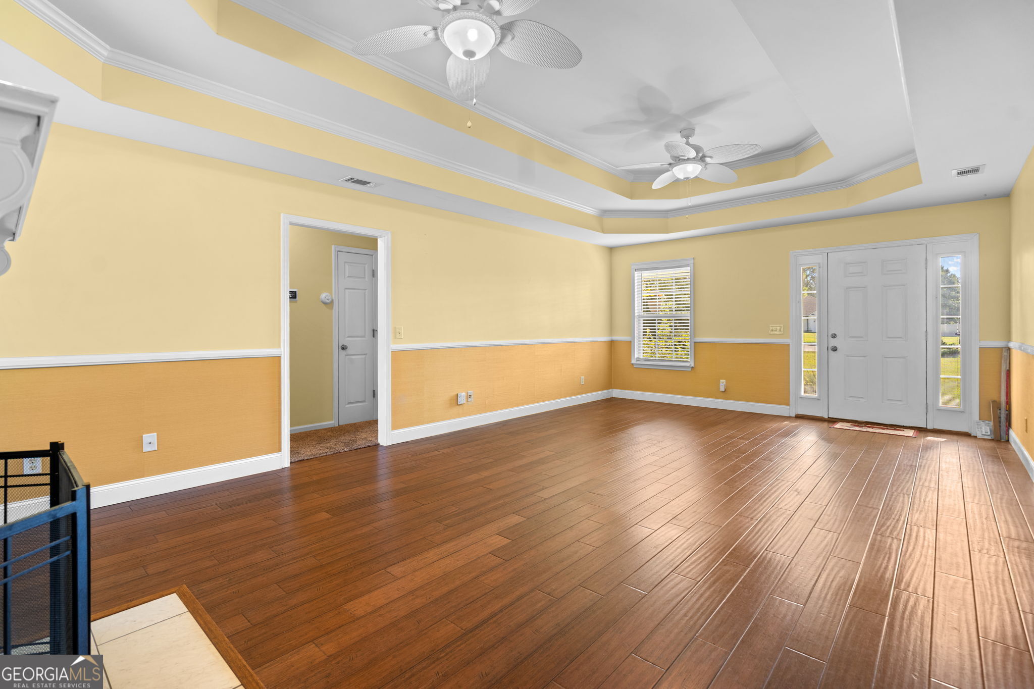 333 Labrador Lane Property Photo 5