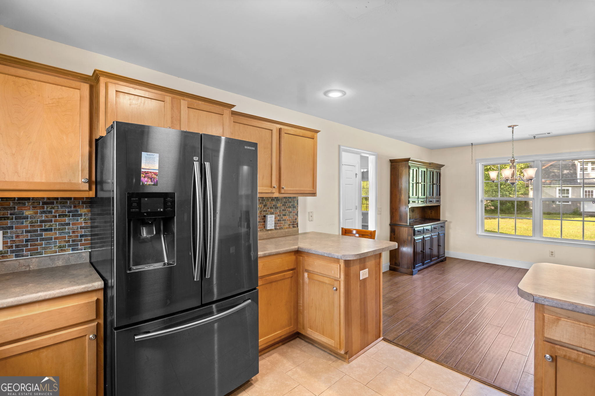 333 Labrador Lane Property Photo 13