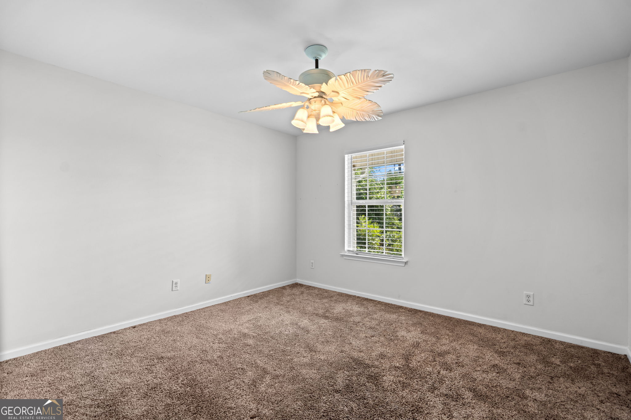 333 Labrador Lane Property Photo 19