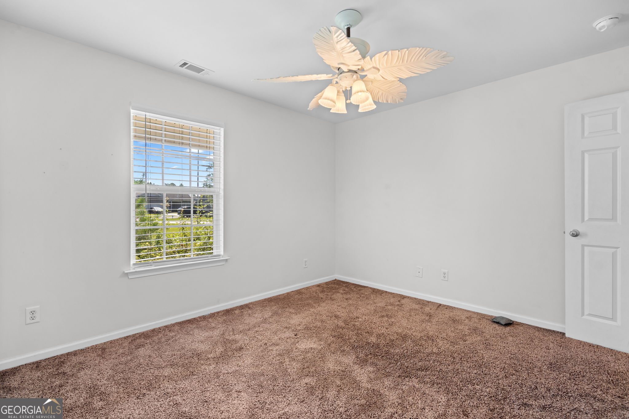 333 Labrador Lane Property Photo 20