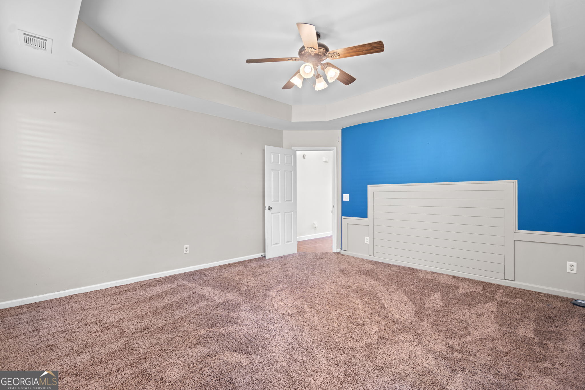 333 Labrador Lane Property Photo 26