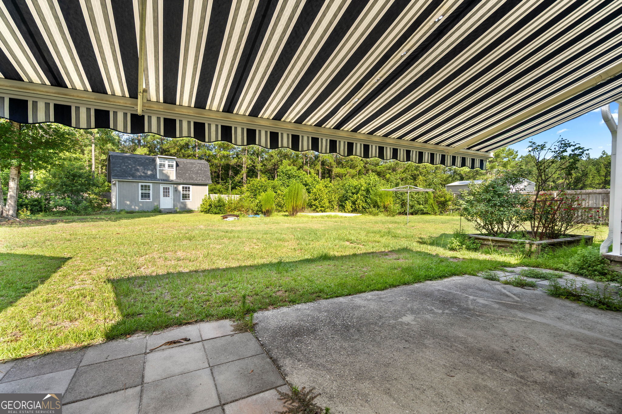 333 Labrador Lane Property Photo 31