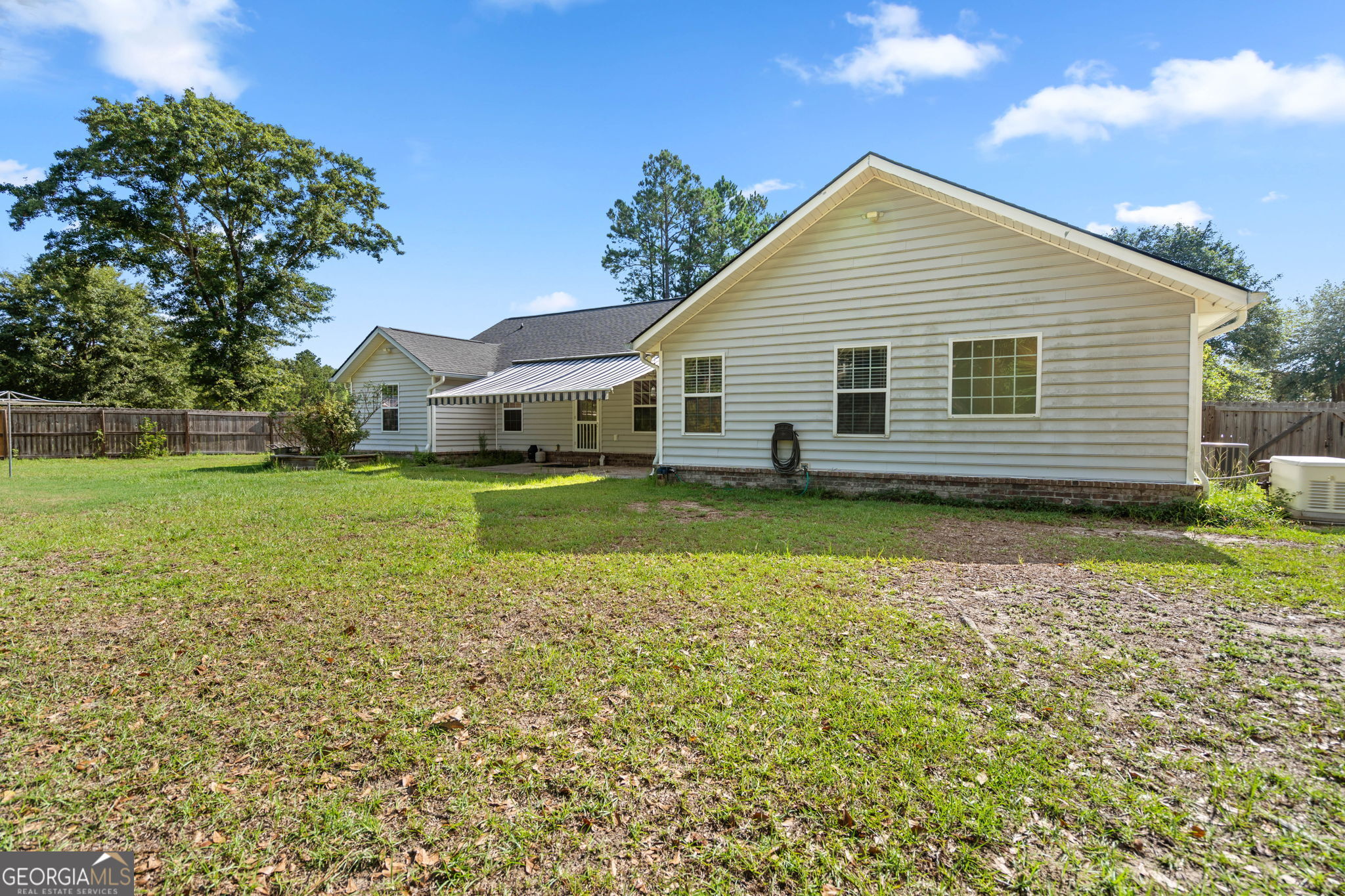 333 Labrador Lane Property Photo 35