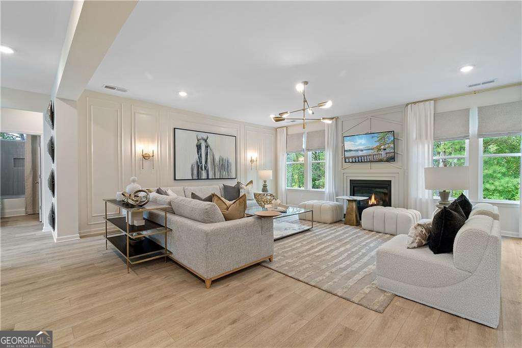 3652 Woody Way Property Photo 14
