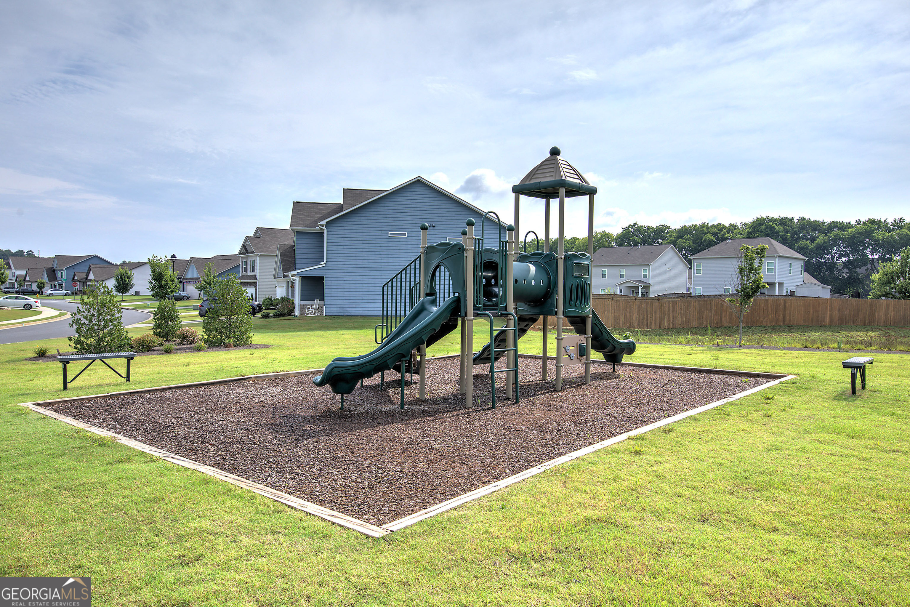47 Westover Road Se Property Photo 36