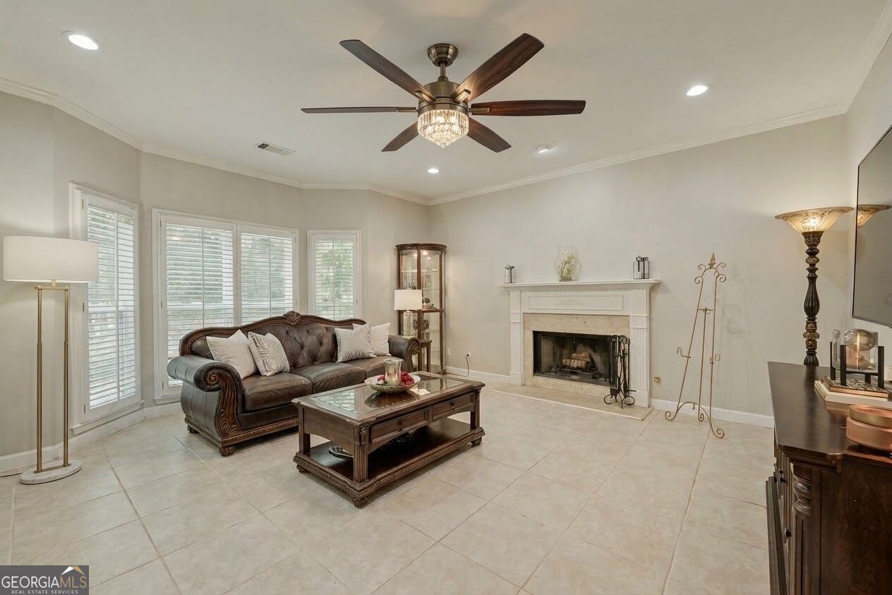 2895 Hilton Circle Nw Property Photo 8
