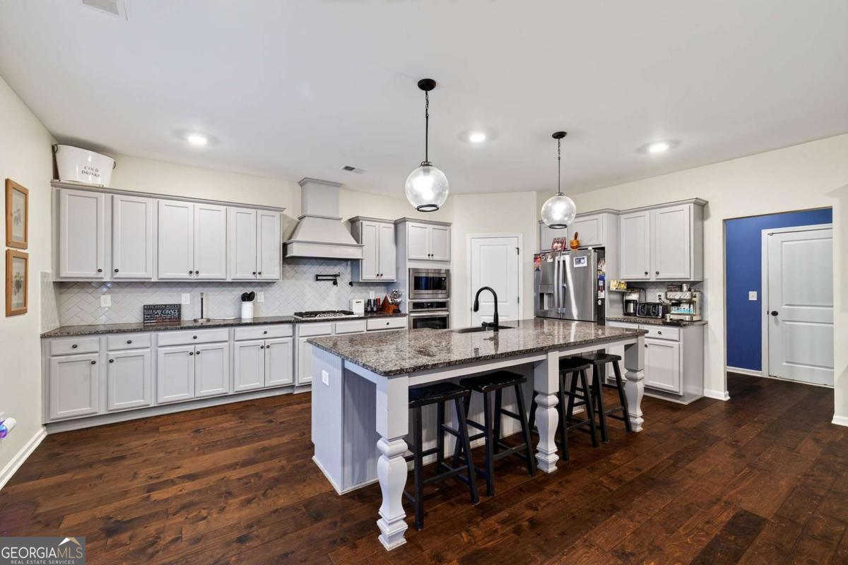 208 Seth Terrace Property Photo 14