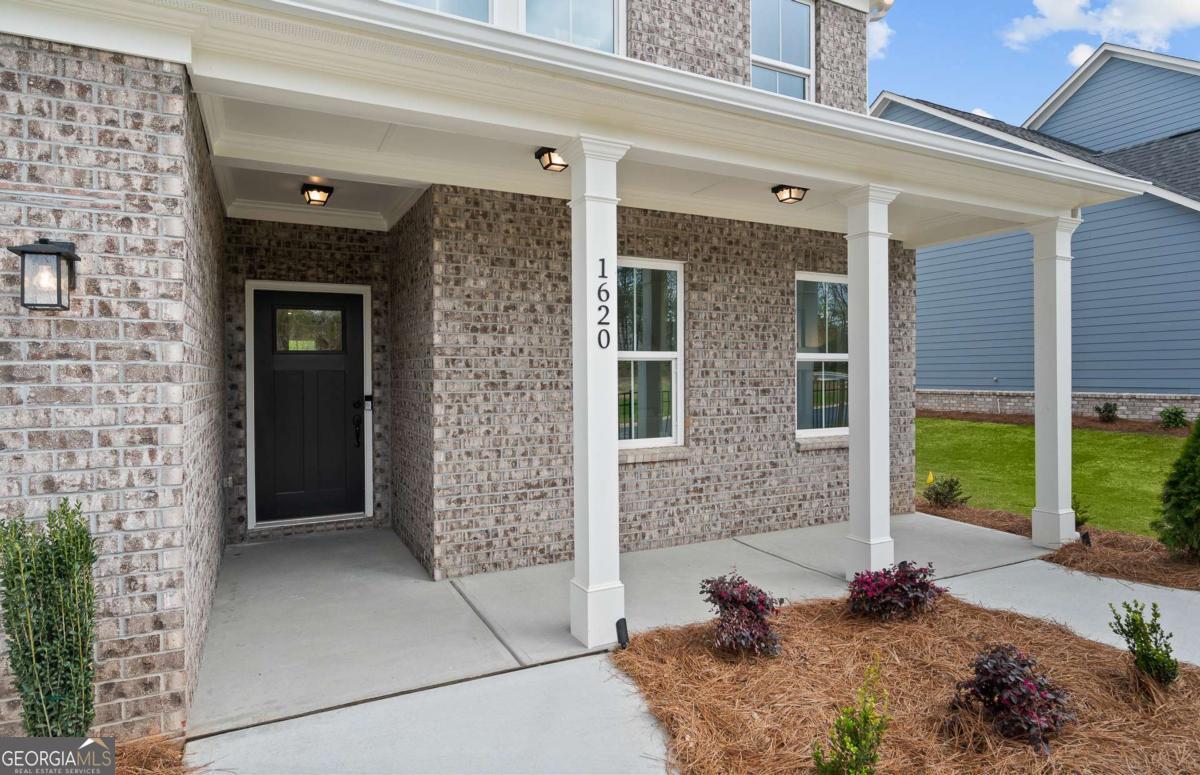 6145 Marigold Way Property Photo 4