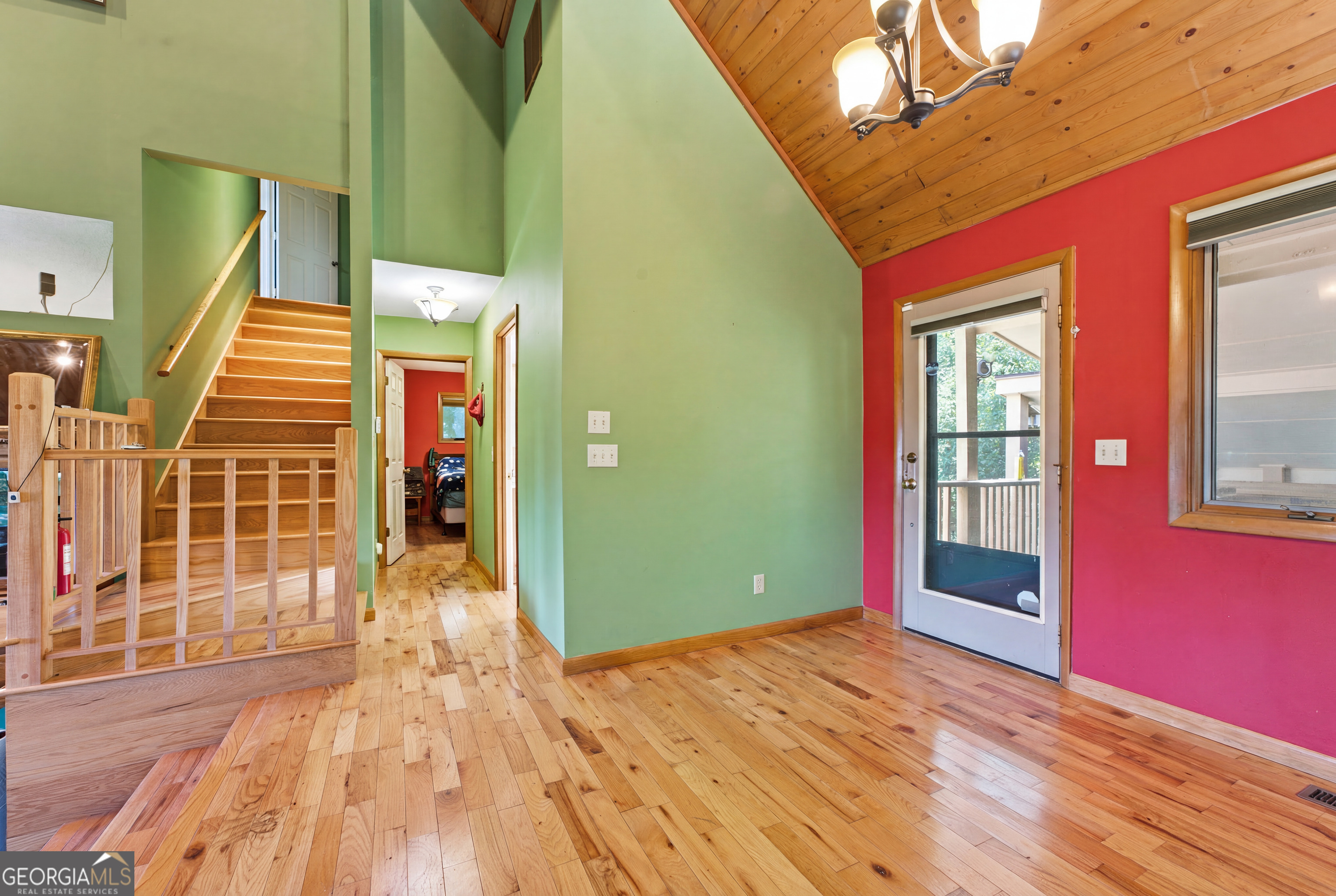 82 Appalachian Point Property Photo 12