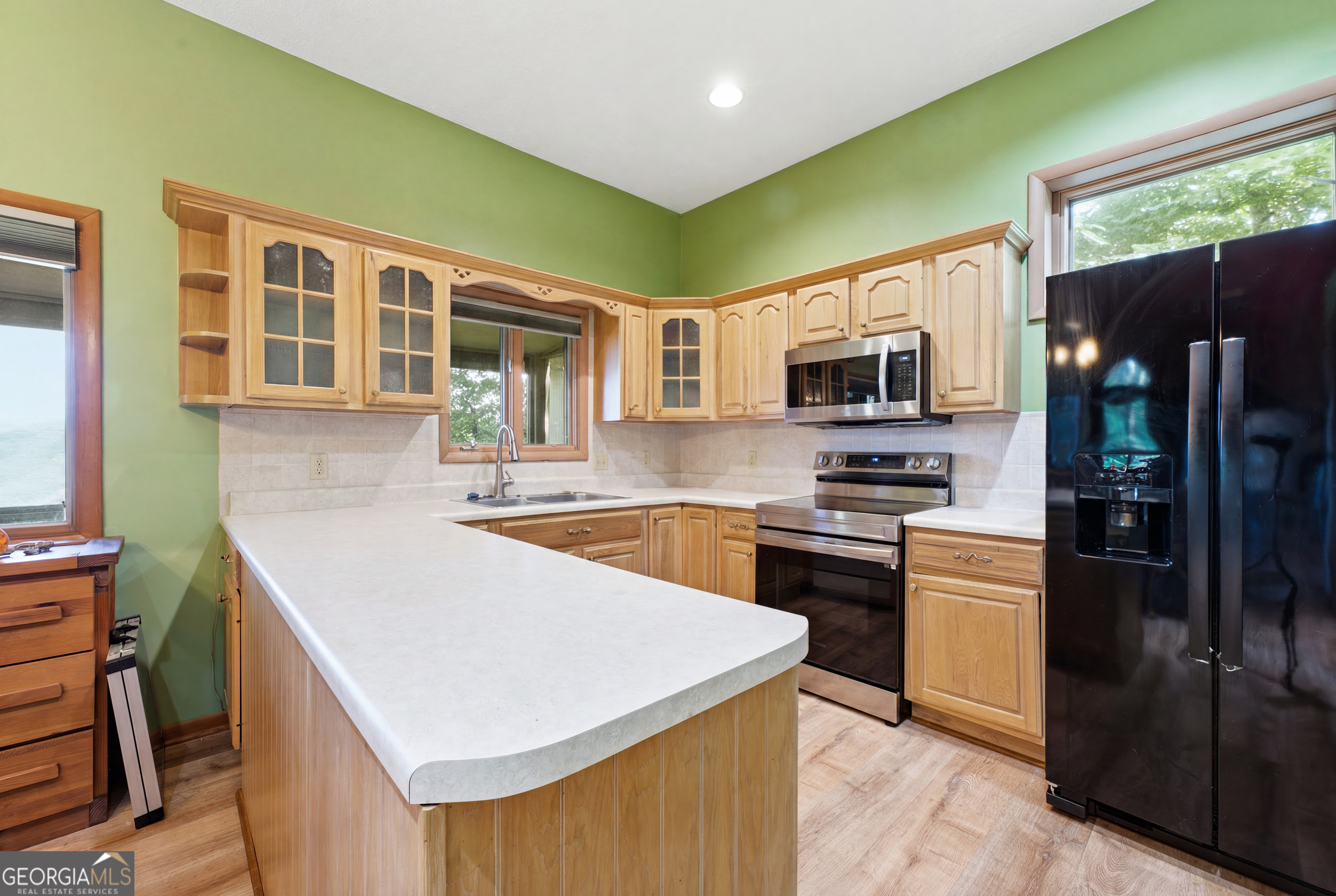 82 Appalachian Point Property Photo 13