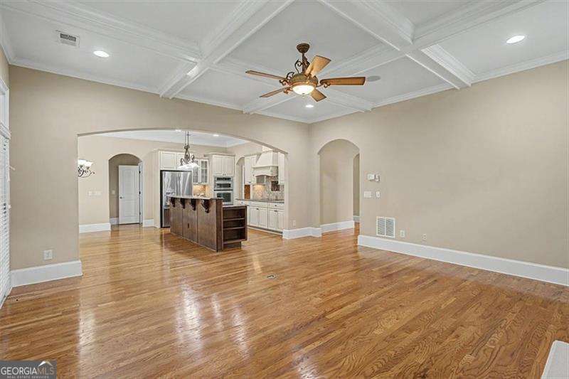 2327 Sandy Oaks Drive Property Photo 12